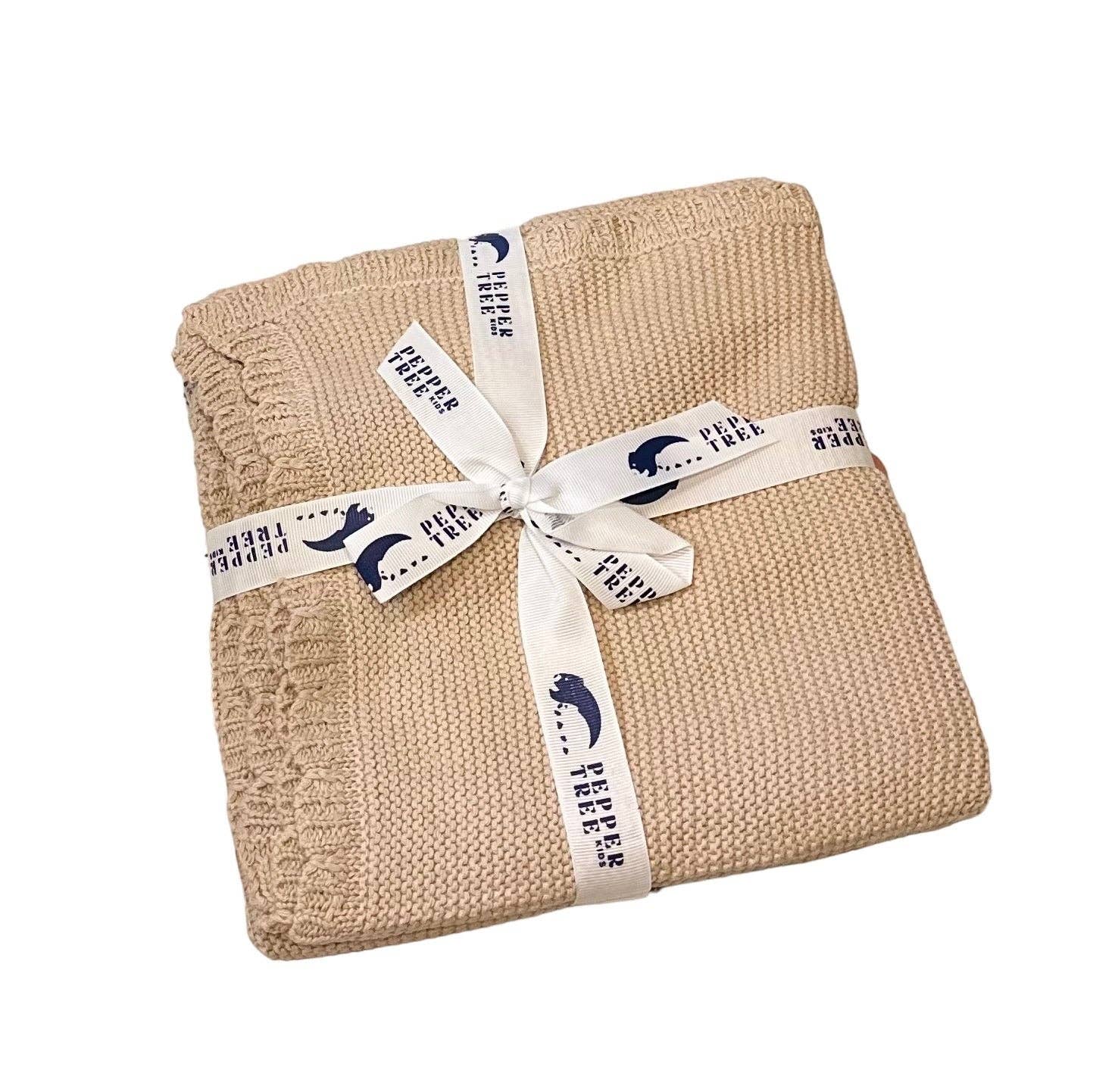 Blanket | Heirloom Scalloped Edge - Image 5
